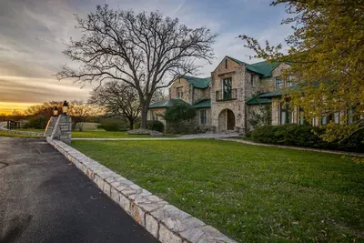 10 Star Ranch · Pool · Lake · Game Room · Sleep 10 - image 102 of 130