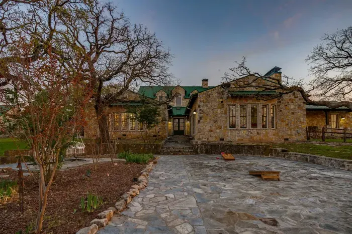 10 Star Ranch · Pool · Lake · Game Room · Sleep 10 - image 119 of 132