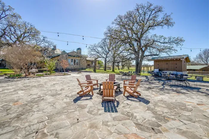 10 Star Ranch · Pool · Lake · Game Room · Sleep 10 - image 77 of 132