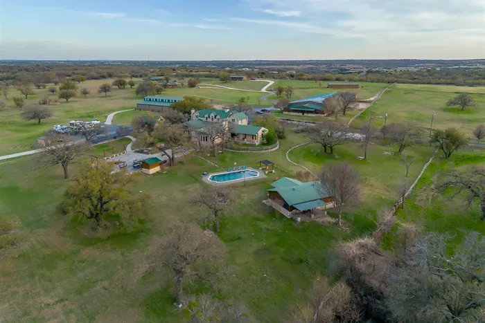 10 Star Ranch · Pool · Lake · Game Room · Sleep 10 - image 94 of 132