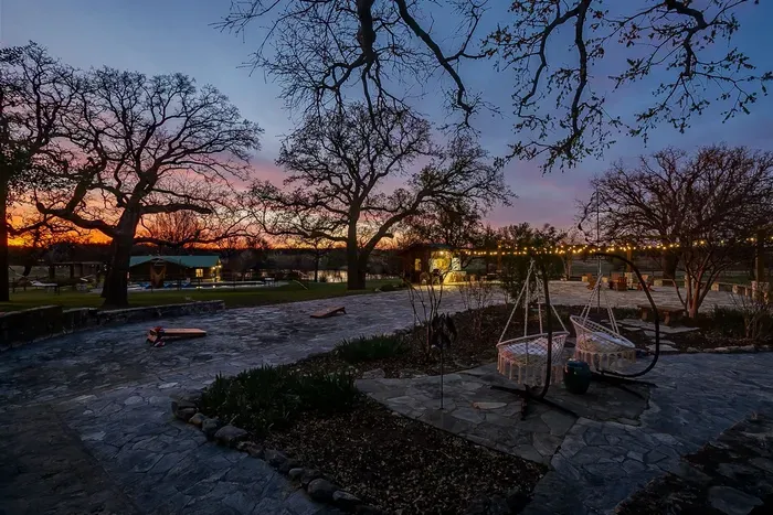 10 Star Ranch · Pool · Lake · Game Room · Sleep 10 - image 126 of 132