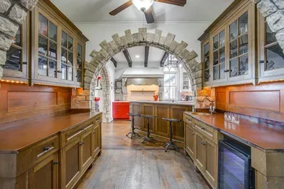 10 Star Ranch · Pool · Lake · Game Room · Sleep 10 - image 17 of 130