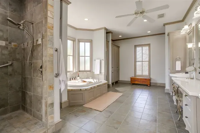 10 Star Ranch · Pool · Lake · Game Room · Sleep 10 - image 69 of 132