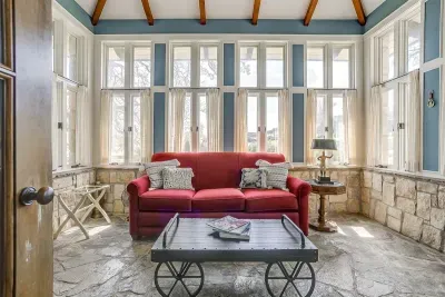 10 Star Ranch · Pool · Lake · Game Room · Sleep 10 - image 24 of 130