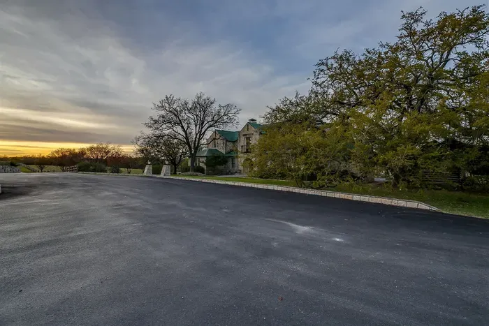 10 Star Ranch · Pool · Lake · Game Room · Sleep 10 - image 99 of 132