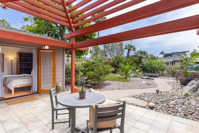 Spacious front yard, in a very secluded, desirable neighborhood