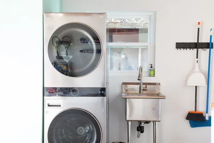 Washer/Dryer and Laundry Pods