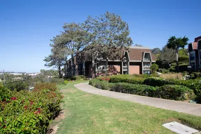 Walkways and grounds with easy access to the beach or other hotel amenities