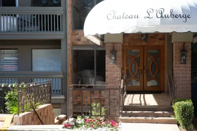 Entrance to Perch over Powerhouse Park at L'Auberge