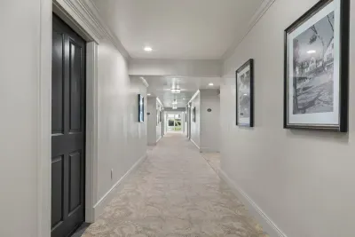 Entry way