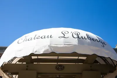 Chateau L'Auberge entrance