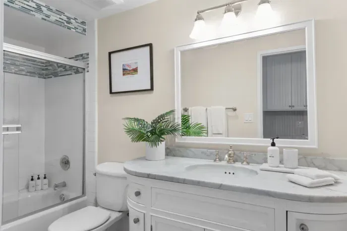 Ensuite bathroom