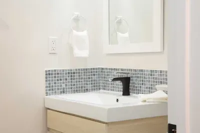 Full bathroom