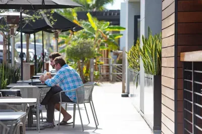 Hang Ten Hut - image 26 of 34