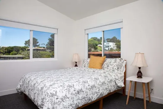 Queen Bed in Secondary Bedroom