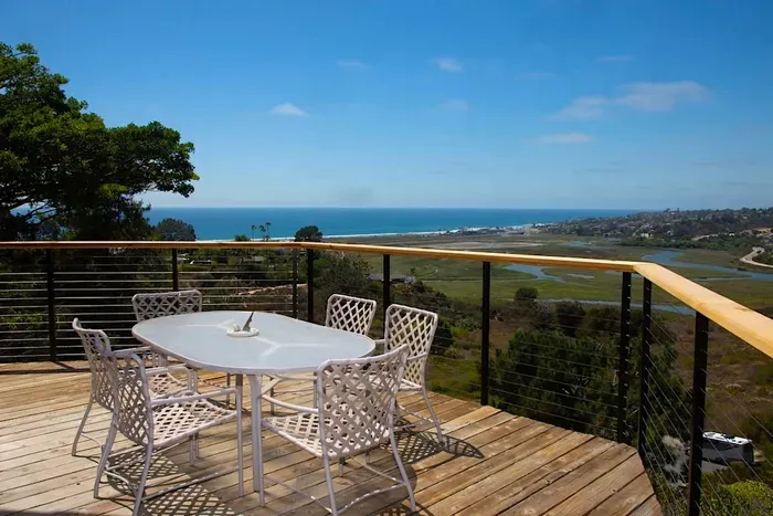 Lagoon and ocean views