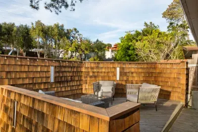 Front deck