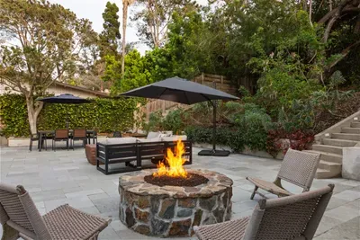 Fire pit