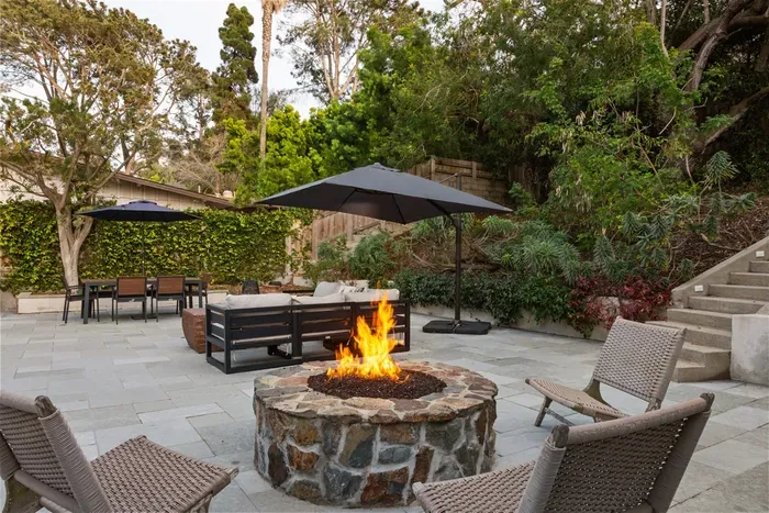 Fire pit