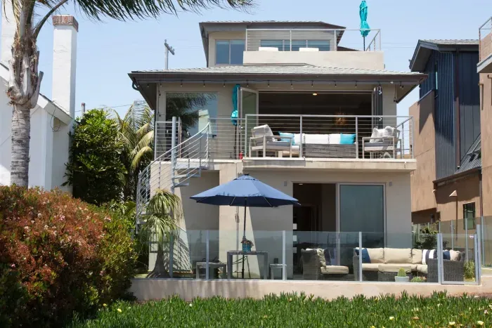 3 Story Home