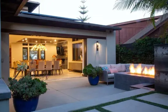 Spacious Outdoor Area