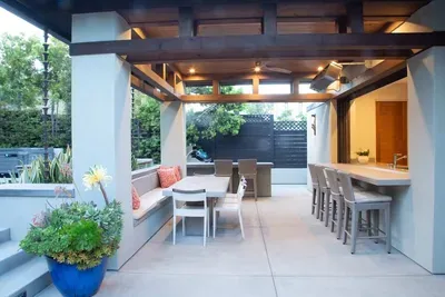 Outdoor Sitting Area