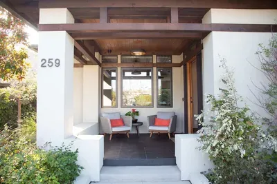 Entry way