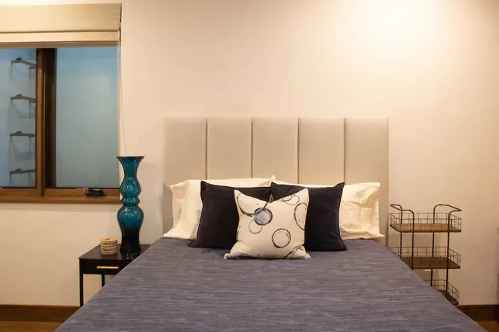 Queen bed