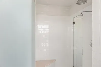 Walk in shower
