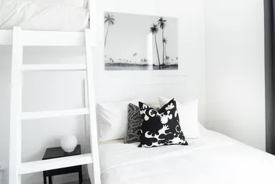 Full bed and twin bunkbed