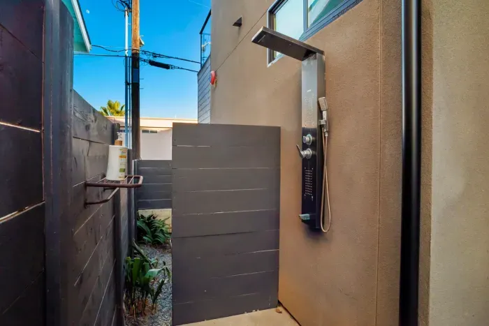 Fun on 4th in Encinitas - image 34 of 41