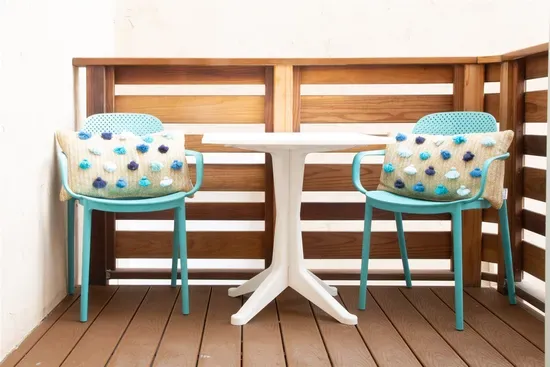 Deck for outdoor dining
