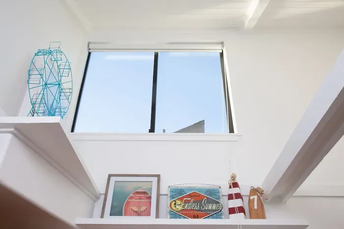 Tall vaulted ceilings