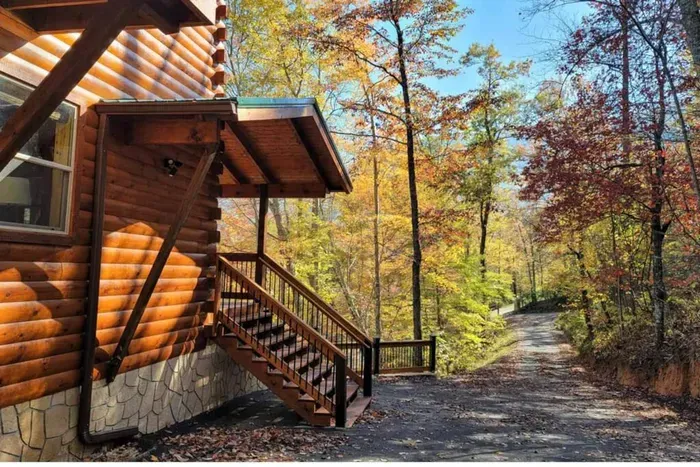 Gorgeous drive up to the cabin in early fall