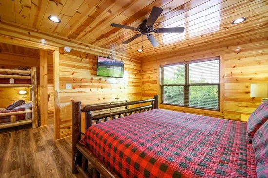 Starr Ridge Lodge