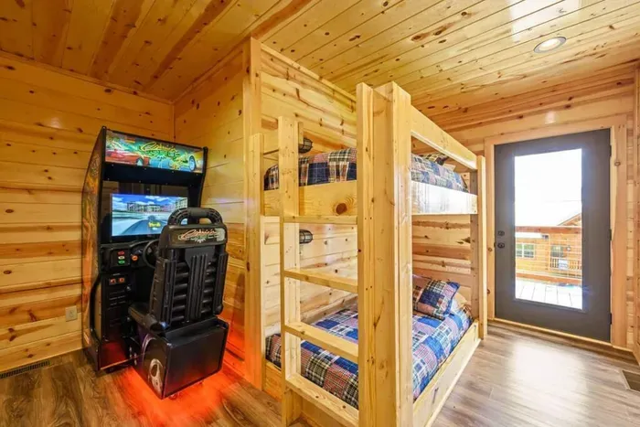 Starr Ridge Lodge - image 40 of 49
