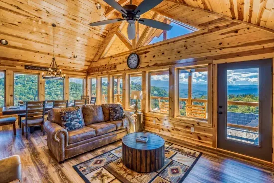 Starr Ridge Lodge