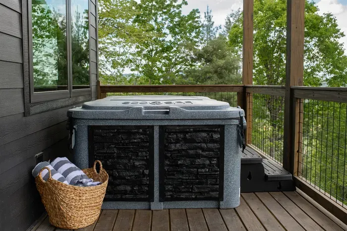 Hot Tub with Mountain Views | Relax & Unwind Above the Smokies