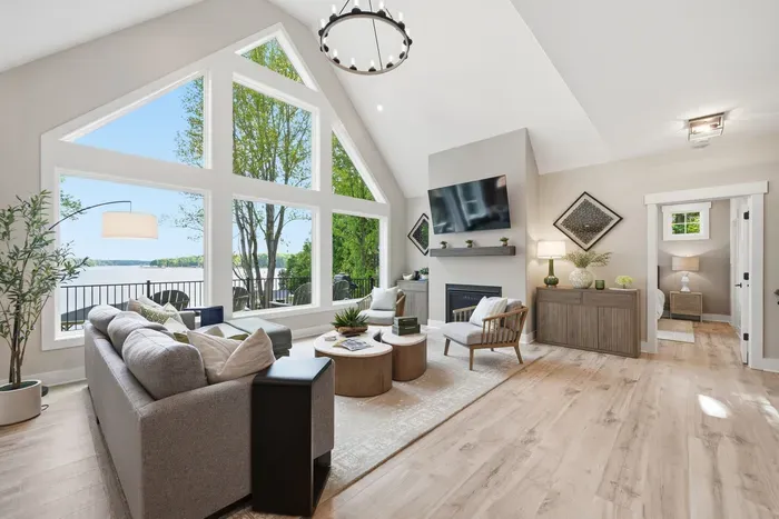 LUXE Lakefront 5BR Suites w/ Views, Beach, Dock,  - image 26 of 95