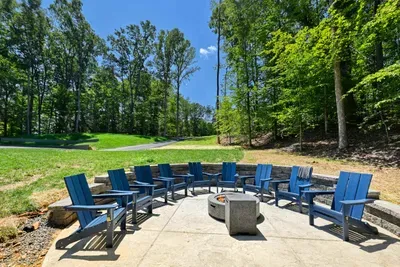 LUXE Lake Anna Lakefront, Sleeps 24, 6 Suites, Theater, BoatDock - image 142 of 160