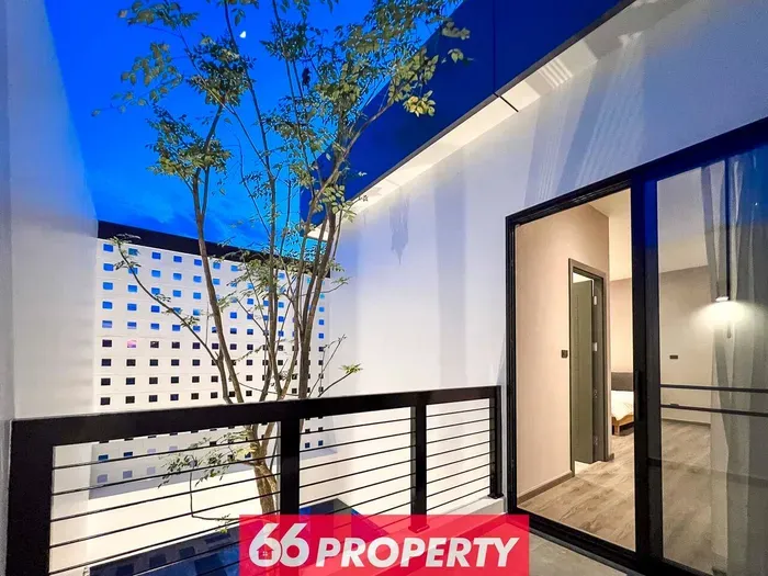 Modern Villa in Green Community. Minutes from Shopping/Airport - image 4 of 56