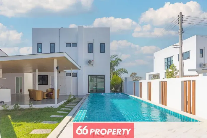 Modern Villa near Nimman. Quiet Neighborhood. - image 1 of 93