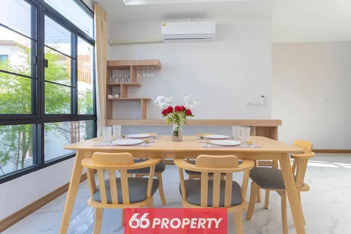 Modern Villa near Nimman. Quiet Neighborhood. - image 3 of 93