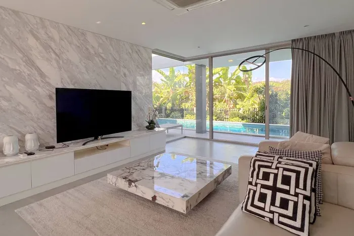 Secluded Villa in Lush Local Area. - image 2 of 88