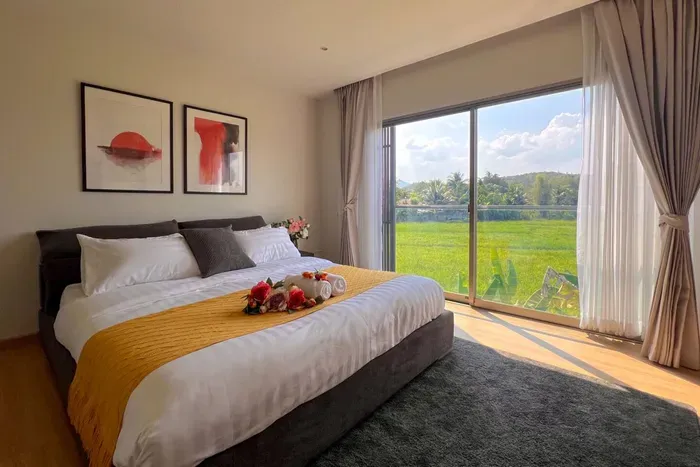 Secluded Villa in Lush Local Area. - image 5 of 88