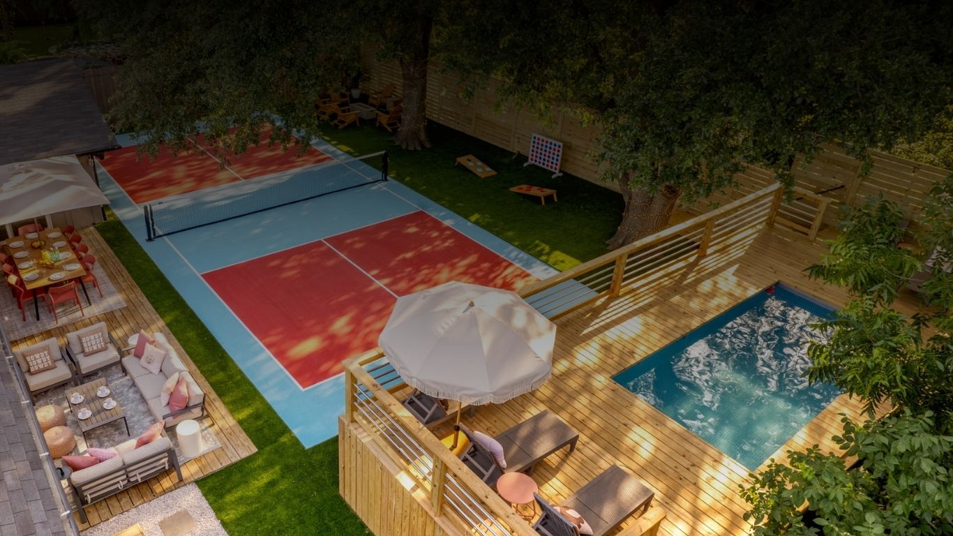 pickleball pool resort backyard