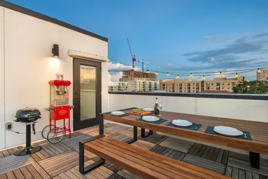 Roof terrace dining area