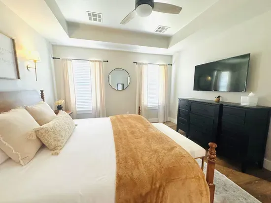 Grandview Farmhouse in the heart of Stillwater