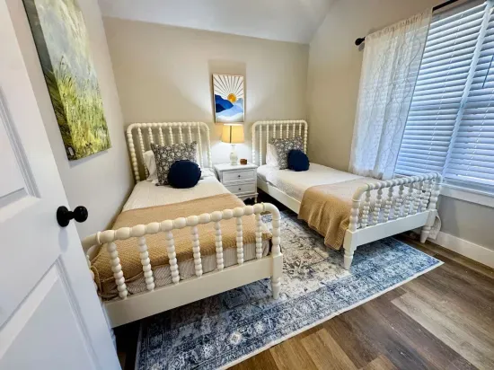 Grandview Farmhouse in the heart of Stillwater
