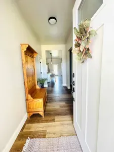 Grandview Farmhouse in the heart of Stillwater - image 7 of 50